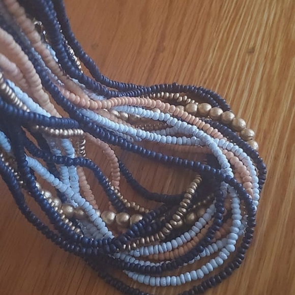 Multicolored earth tone Multiple Beaded Necklace. 🌴 - Picture 5 of 8